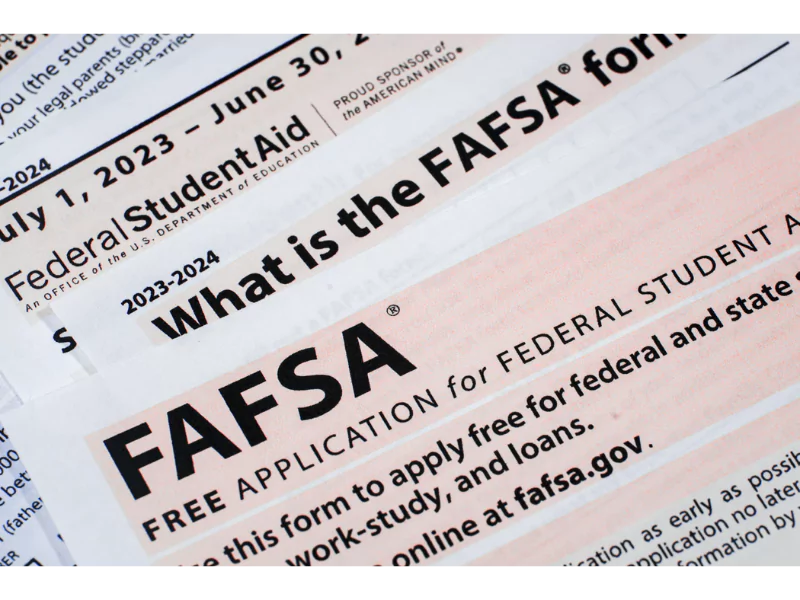 The image shows the FAFSA application